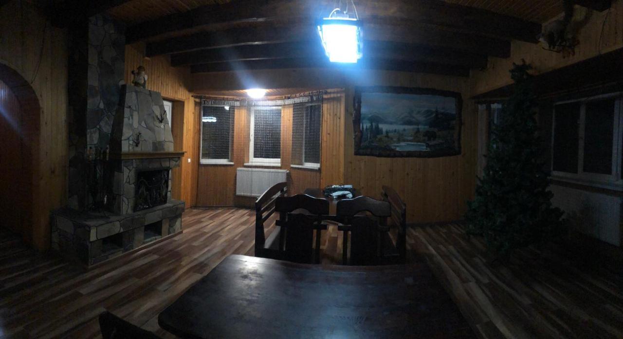 Hotel Опришок Poljanyzja Exterior foto