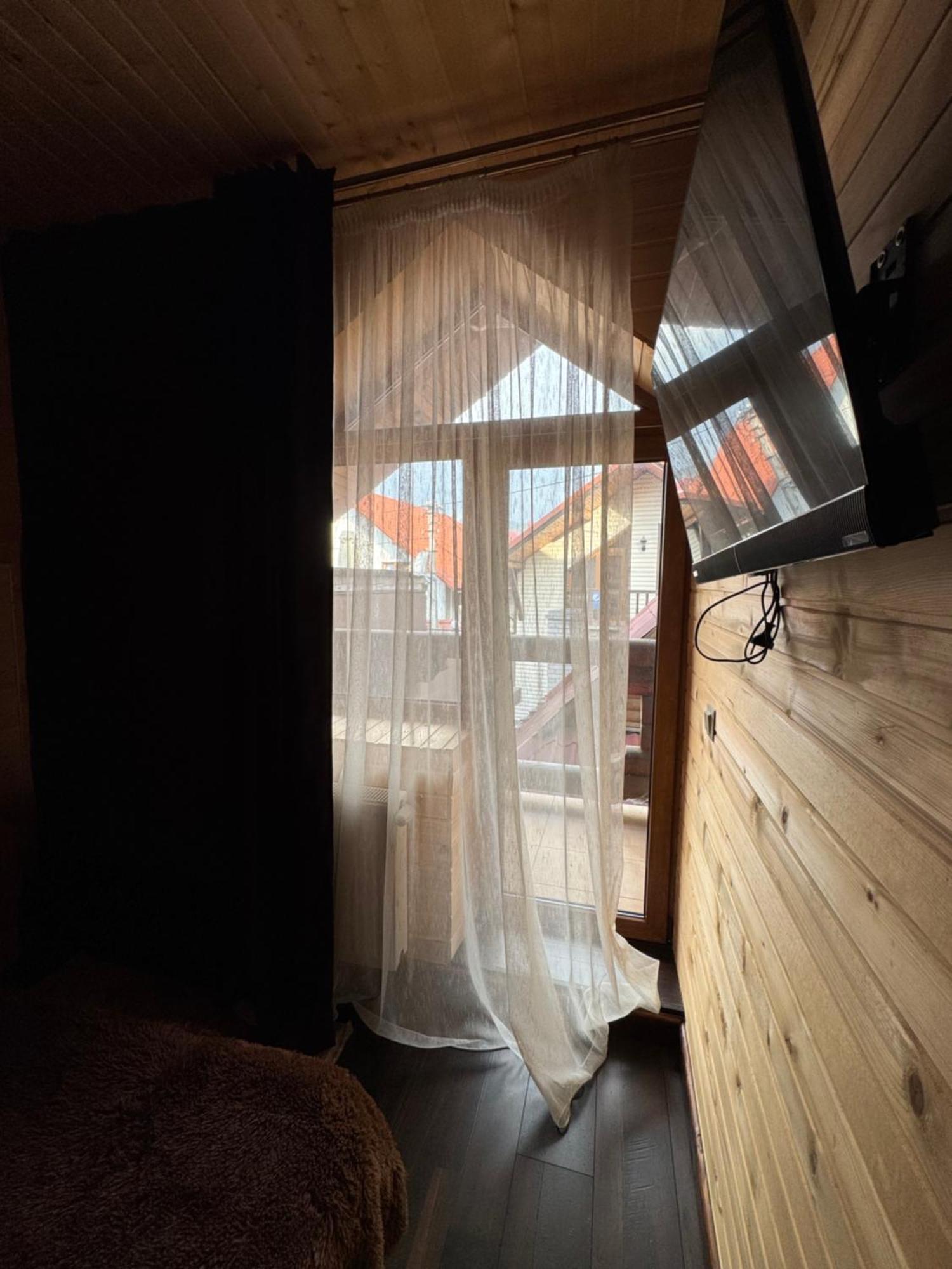 Hotel Опришок Poljanyzja Exterior foto